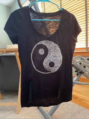 Express Black Short-Sleeve Tee with Gray Yin Yang Graphic